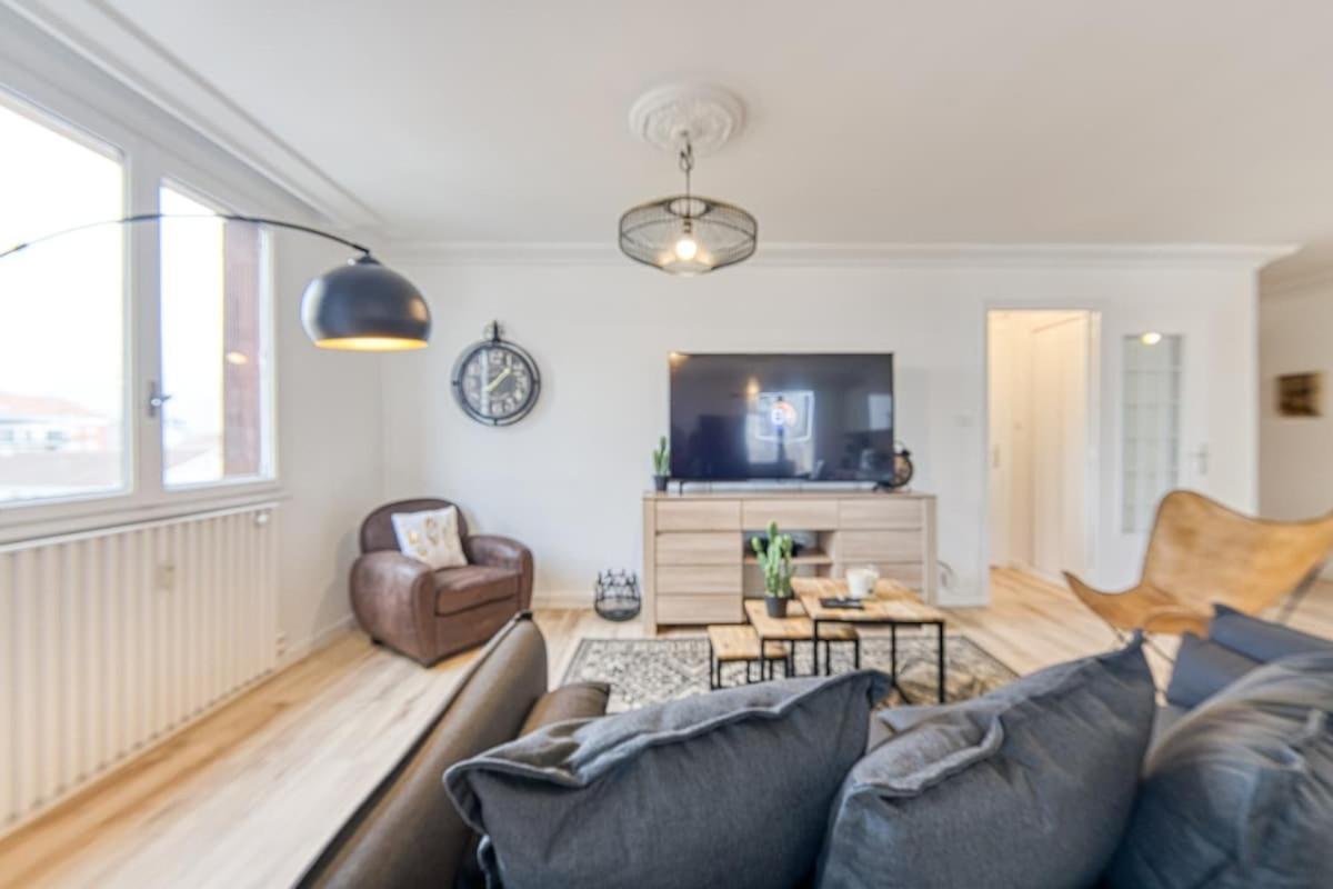 Magnificent Apartment, 4 Bedrooms, Fiber Wifi Grenoble Buitenkant foto