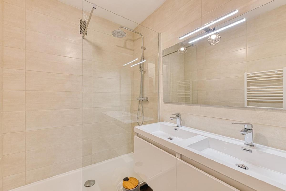 Magnificent Apartment, 4 Bedrooms, Fiber Wifi Grenoble Buitenkant foto