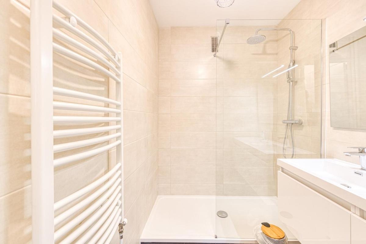 Magnificent Apartment, 4 Bedrooms, Fiber Wifi Grenoble Buitenkant foto